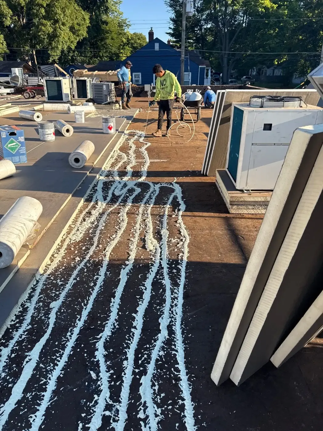 Manufacturer-certified roof installation in Elwood