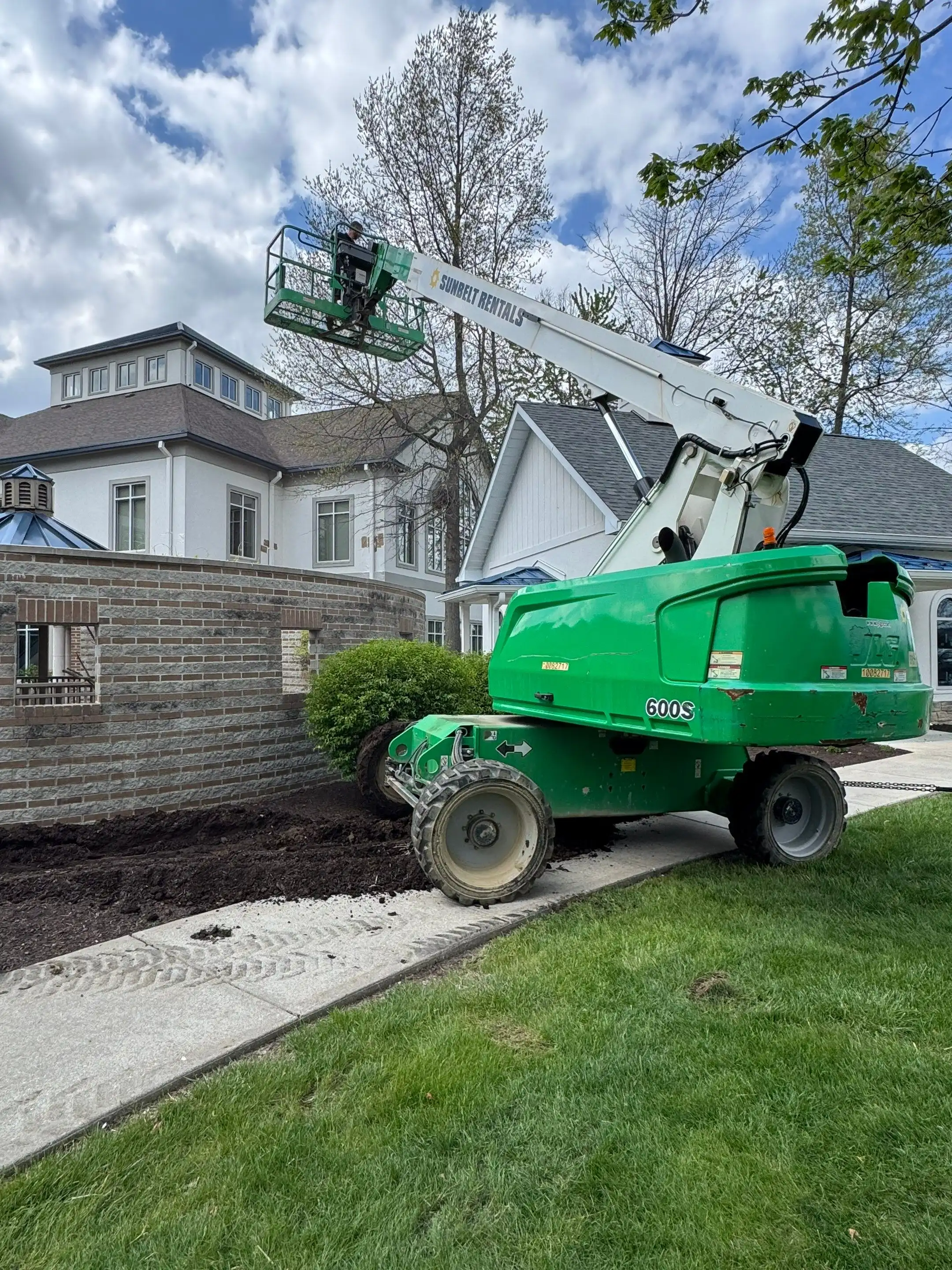 How Much Does an EPDM Rubber Roof Cost in Elwood? 2026 Pricing